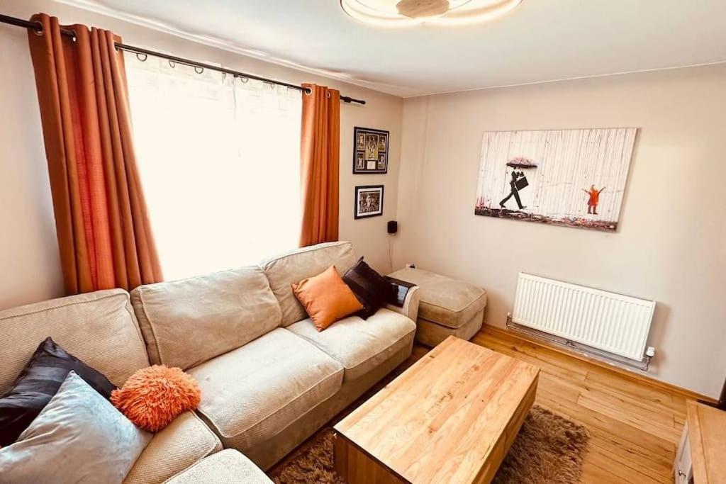 Вилла Stunning 3 Bed House Sleeps6 Ноттингем Экстерьер фото